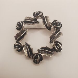 Sarah Coventry pin/brooch